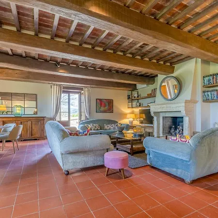 Luxury Estate Trasimena