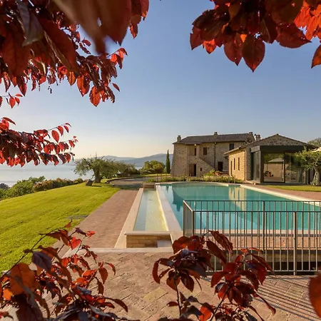 Luxury Estate Trasimena Magione